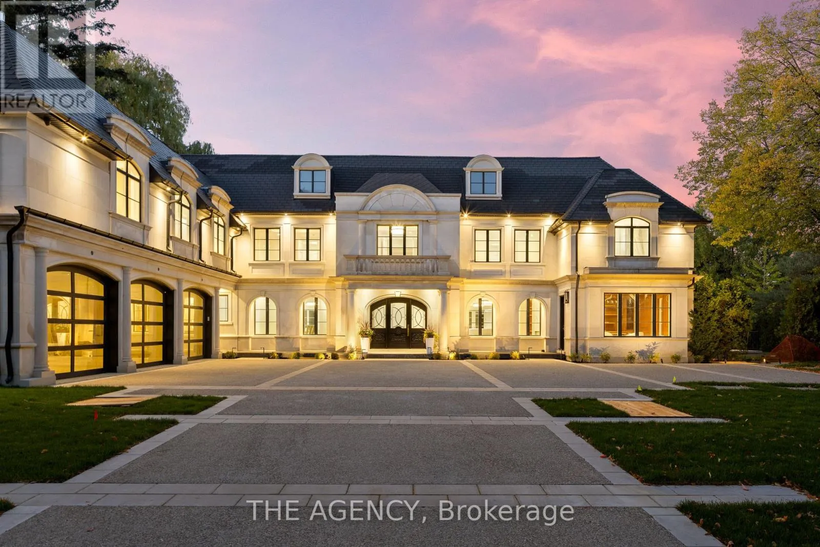 House for rent: 100 Bayview Ridge, Toronto, Ontario M2L 1E6