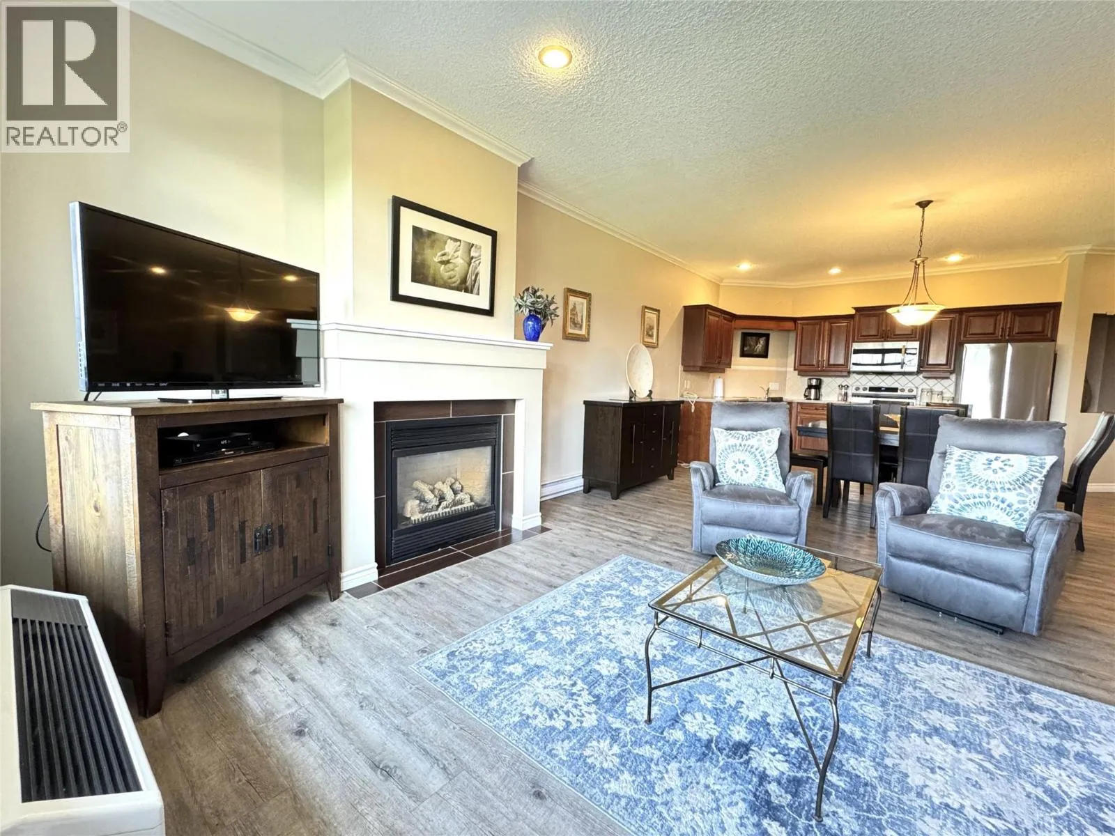 Apartment for rent: 100 Bighorn Boulevard Unit# 113, Radium Hot Springs, British Columbia V0A 1M0