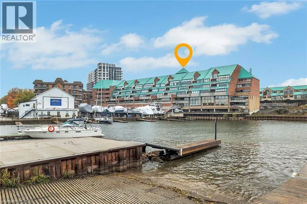 Apartment for rent: 100 Bronte Road Unit# 309, Oakville, Ontario L6L 6L5