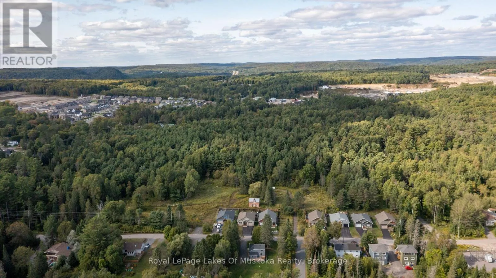 100 Chaffey Township Road, Huntsville, Ontario P1H 1C8