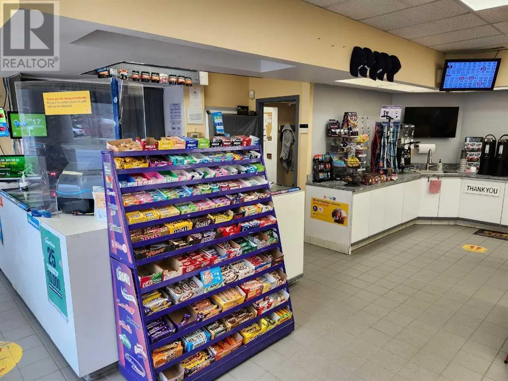 Retail for rent: 100 Gas Station Alley, Out of Province_Alberta, Alberta V1A 2C5