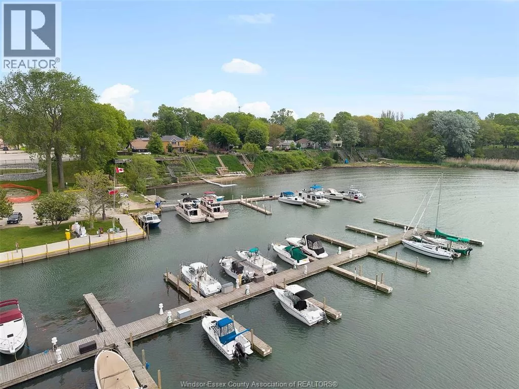 100 Jackson Street, Colchester, Ontario N0R 1G0