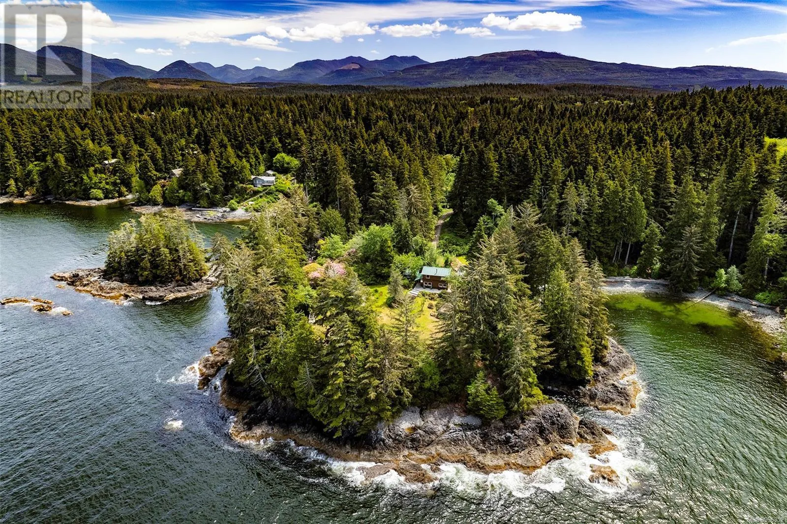 House for rent: 100 Mathers Lane, Bamfield, British Columbia V0R 1B0