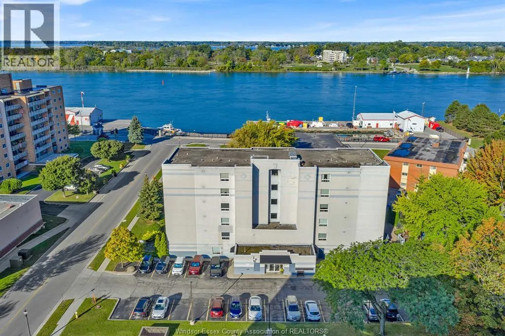 Apartment for rent: 100 Pickering Unit# 102, Amherstburg, Ontario N9V 4A8