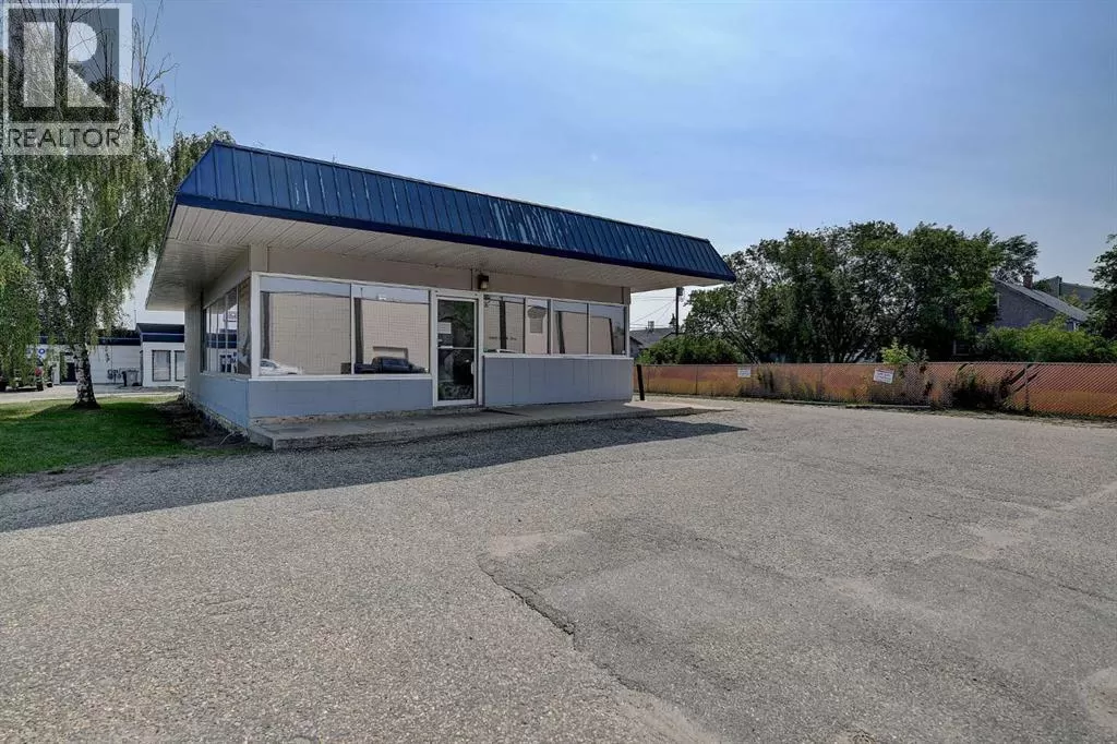 Commercial Mix for rent: 10001 104 Avenue, Grande Prairie, Alberta T8V 1E5