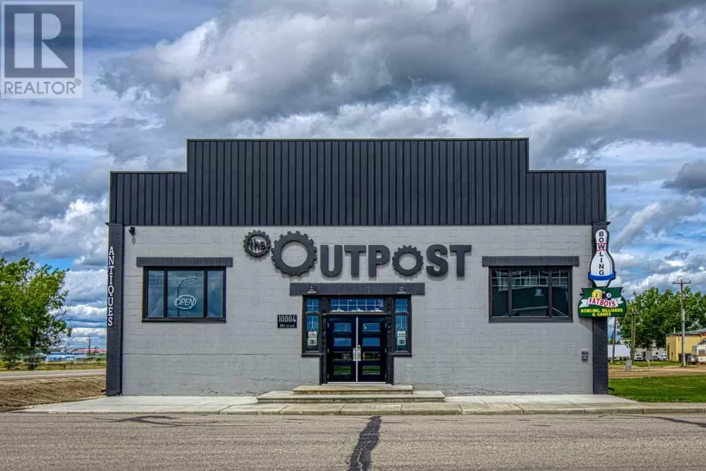 Commercial Mix for rent: 10004 100 Street, Hythe, Alberta T0H 2C0