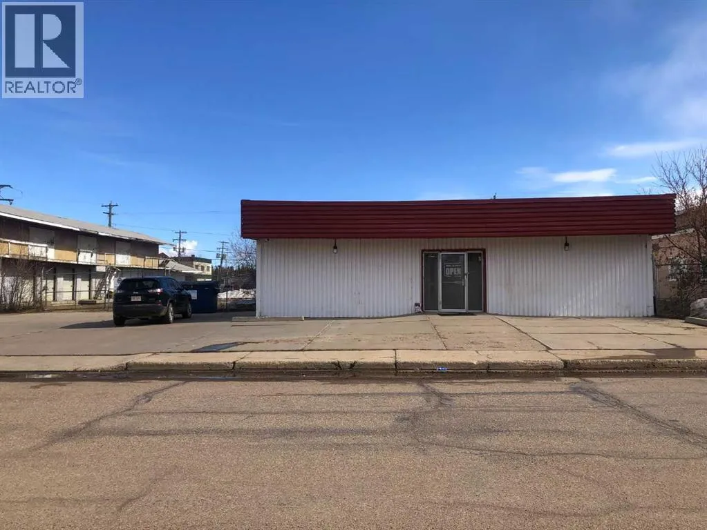 Commercial Mix for rent: 10005 99 Street, High Level, Alberta T0H 1Z0