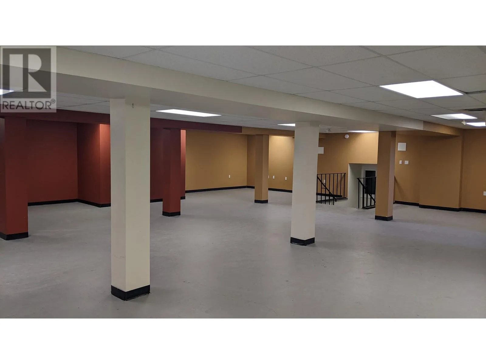 10007 100 Street, Fort St. John, British Columbia V1J 3Y5