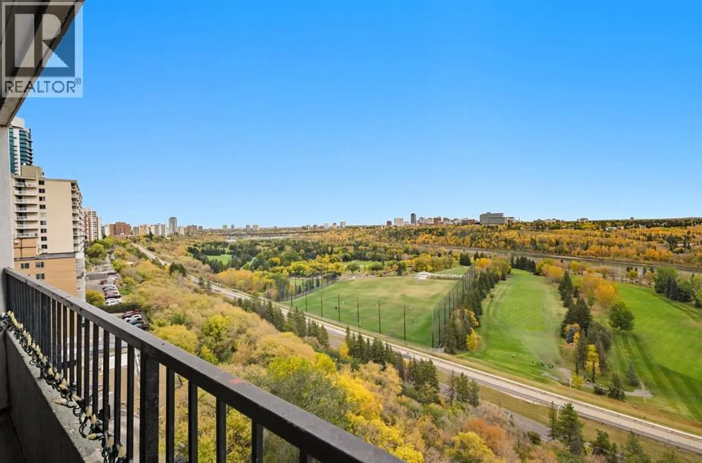 Apartment for rent: 1001, 12303 Jasper Avenue Nw, Edmonton, Alberta t5n 3k7