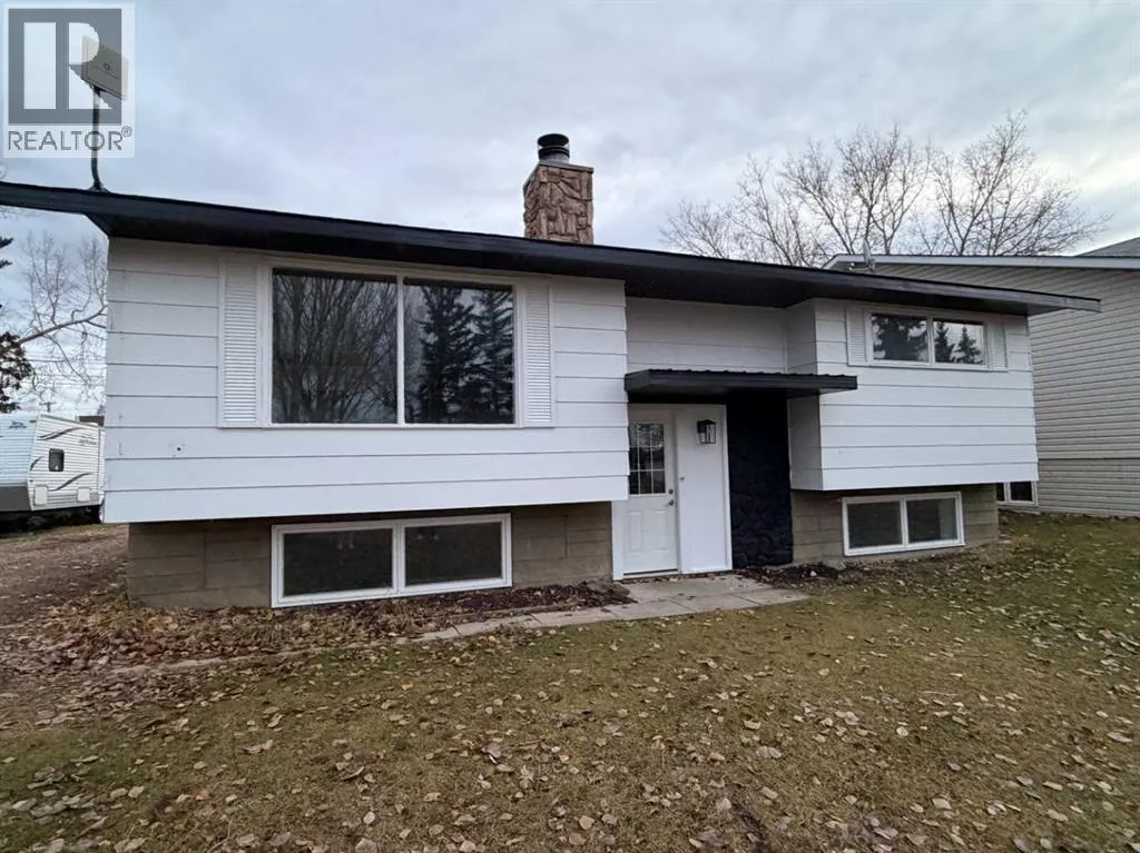 House for rent: 10011 97 Avenue, Wembley, Alberta T0H 3S0