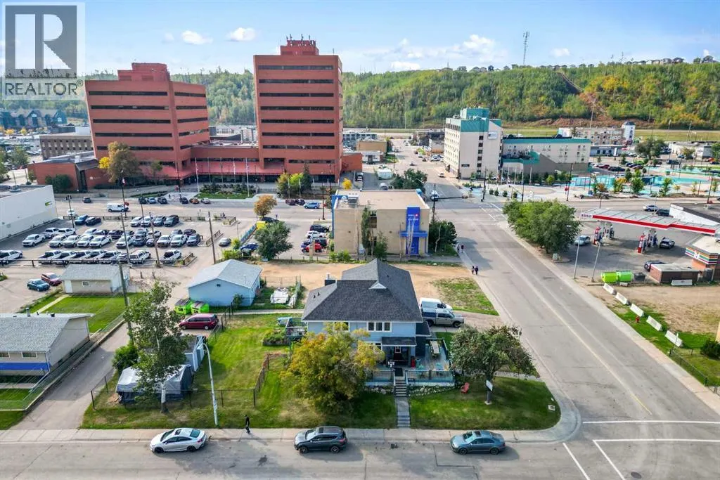 Commercial Mix for rent: 10015 Main Street, Fort McMurray, Alberta T9H 2G4