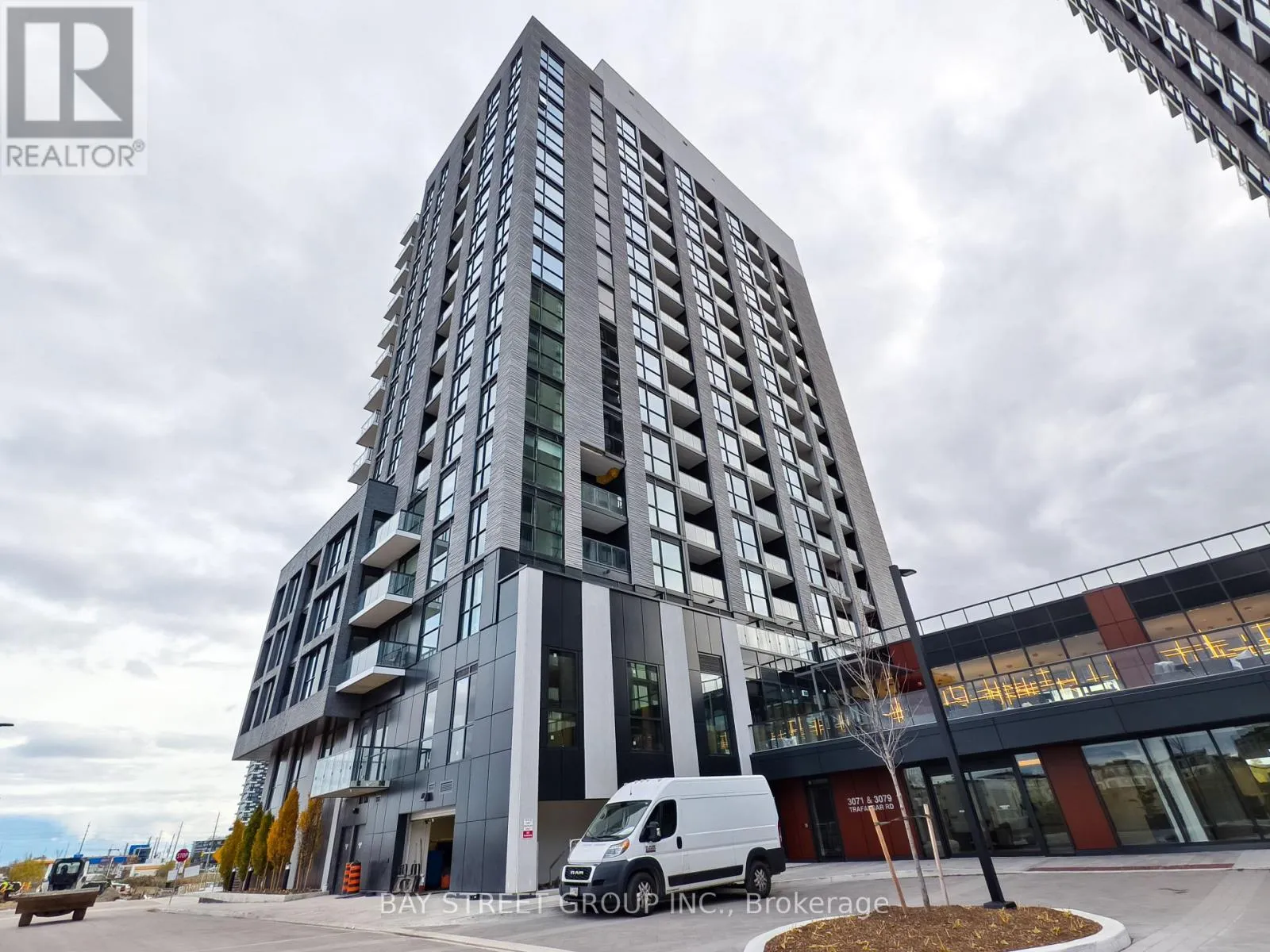 Apartment for rent: 1004 - 3071 Trafalgar Road, Oakville, Ontario L6H 8C6