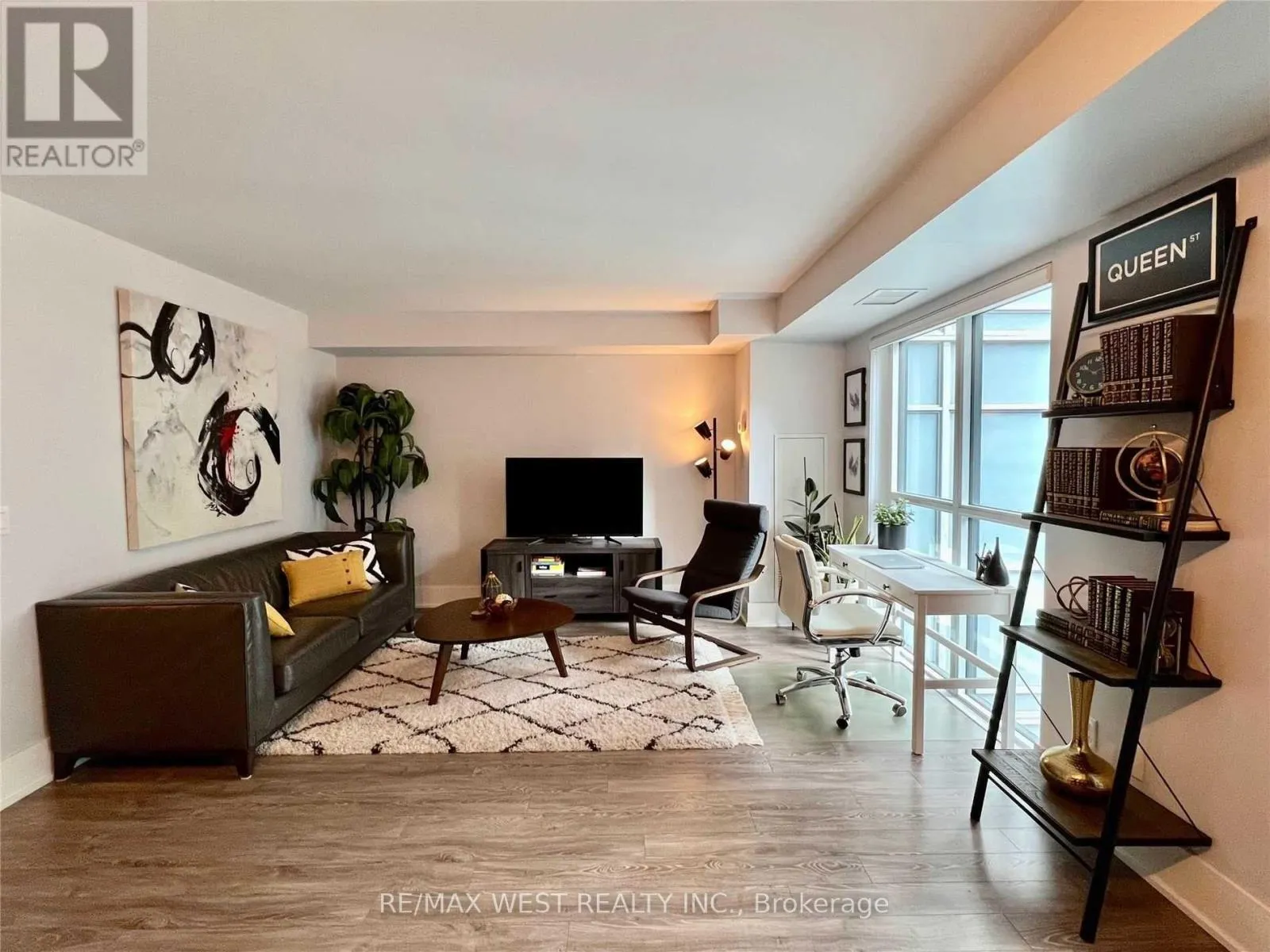 Apartment for rent: 1005 - 300 Front Street W, Toronto, Ontario M5V 0E9