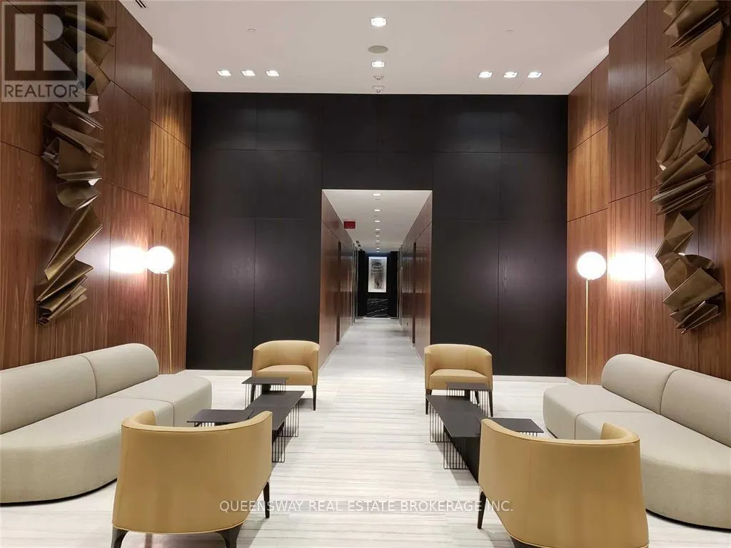 Apartment for rent: 1005 - 8 Eglinton Avenue E, Toronto, Ontario M4P 0C1