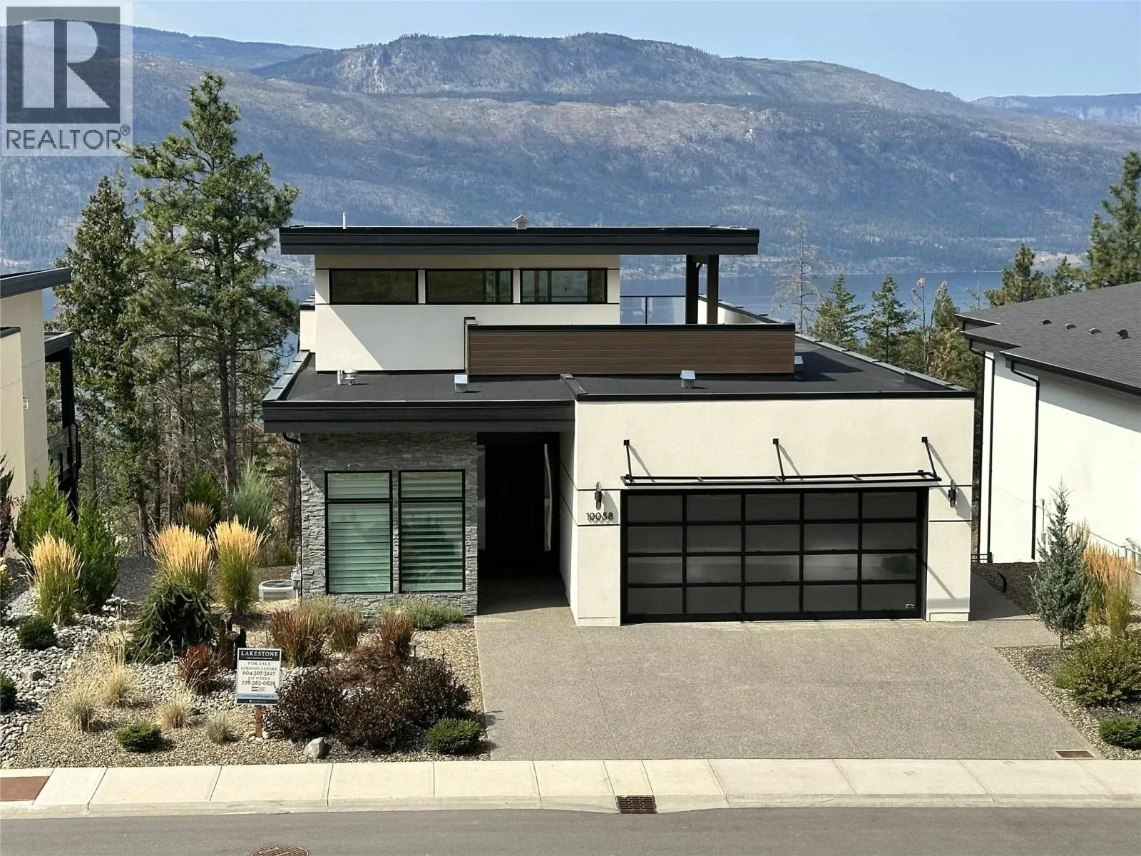 House for rent: 10058 Beacon Hill Drive, Lake Country, British Columbia V4V 0A9