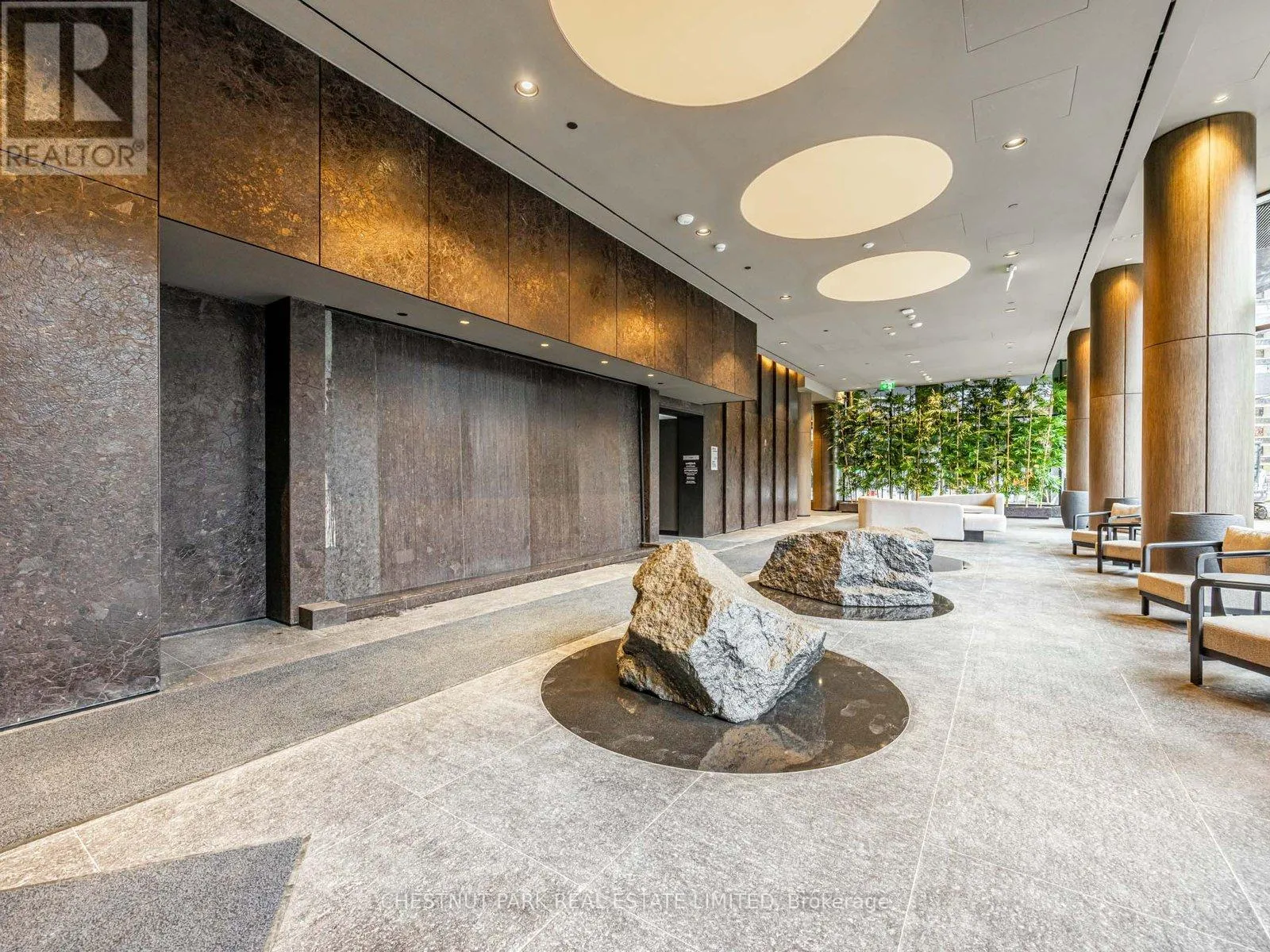 Apartment for rent: 1006 S - 110 Broadway Avenue, Toronto, Ontario M4P 1V7