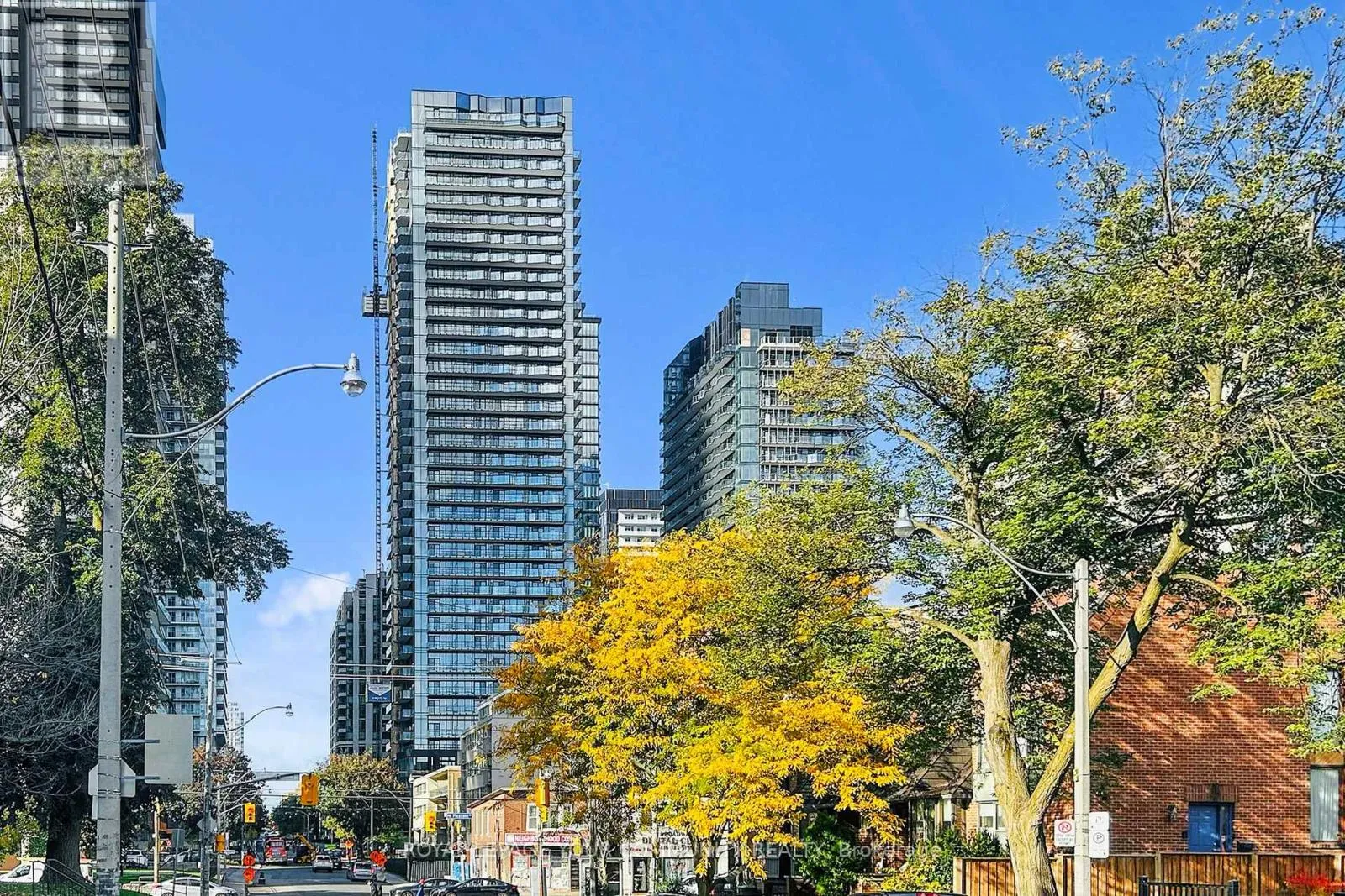 Apartment for rent: 1007 - 110 Broadway Avenue, Toronto, Ontario M4P 1V7