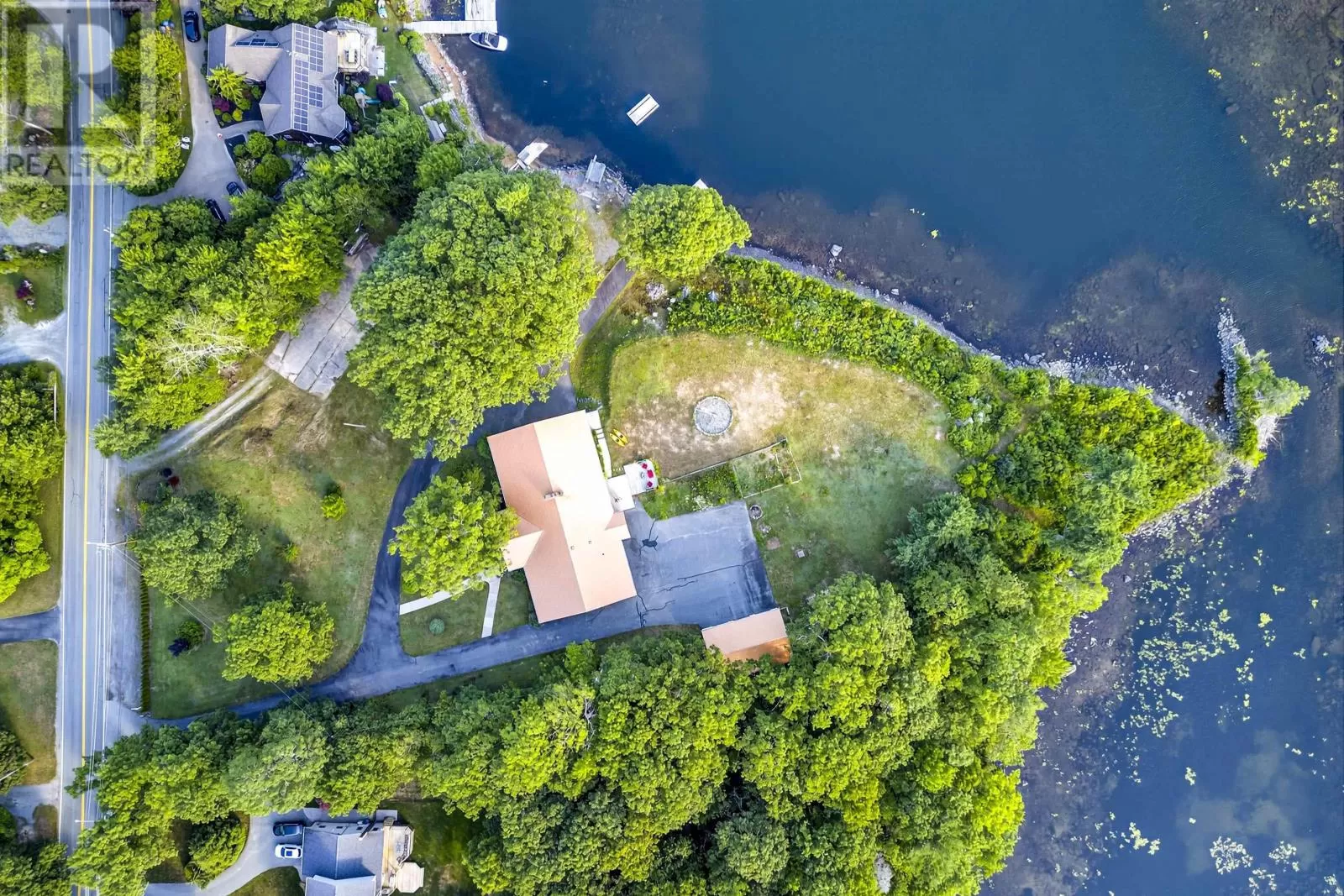 House for rent: 1007 Waverley Road, Dartmouth, Nova Scotia B2R 1W7