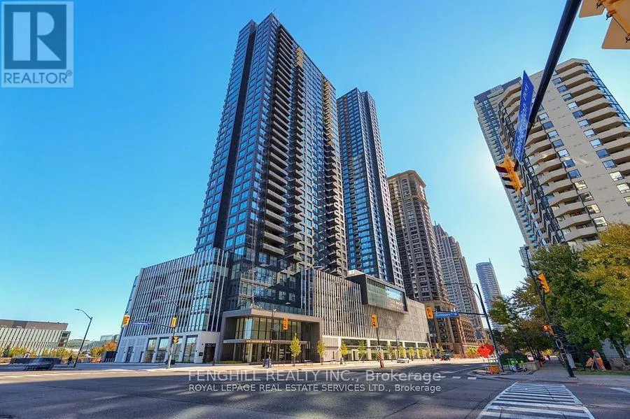 Apartment for rent: 1008 - 395 Square One Drive, Mississauga, Ontario L5B 0P6