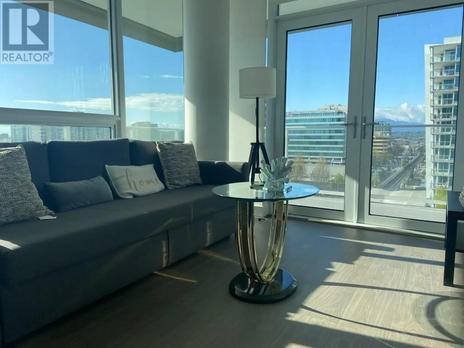 Apartment for rent: 1008 6320 No. 3 Road, Richmond, British Columbia V6Y 0L5