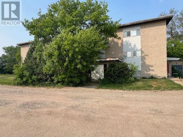 Commercial Mix for rent: 1009 1 Avenue, Wainwright, Alberta T9W 1S5