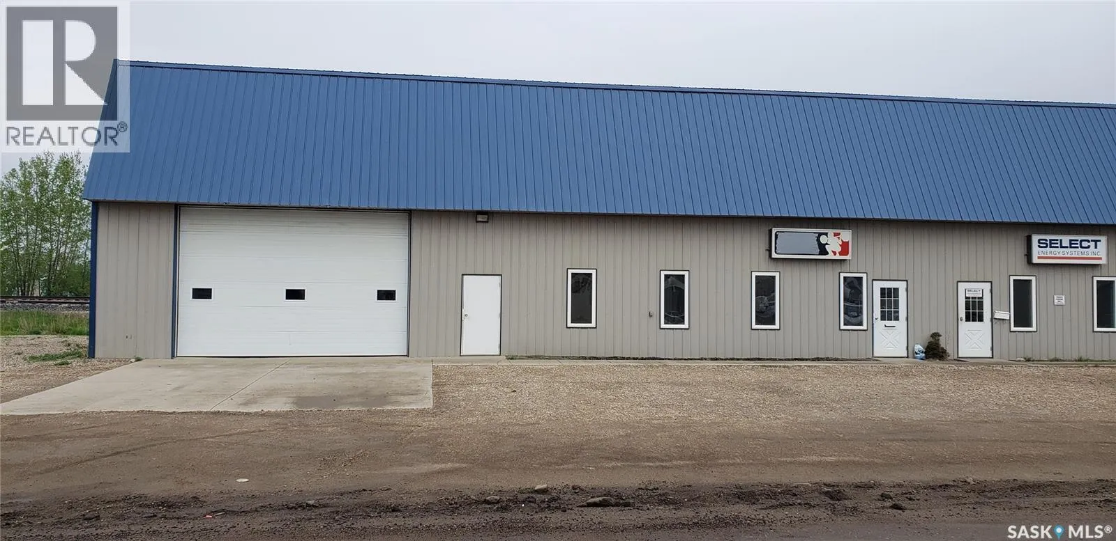 1009 6th Street, Estevan, Saskatchewan S4A 1A5