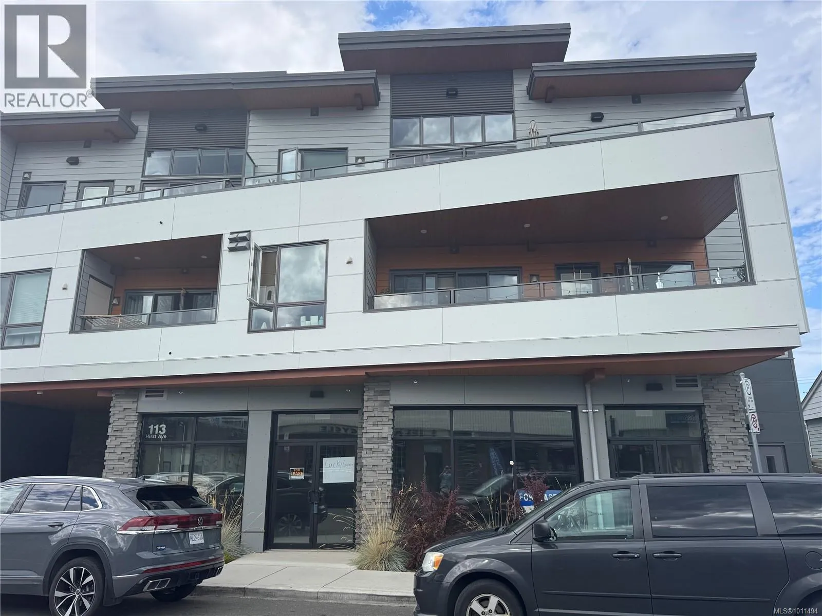 Retail for rent: 101 113 Hirst Ave E, Parksville, British Columbia V9P 2G8