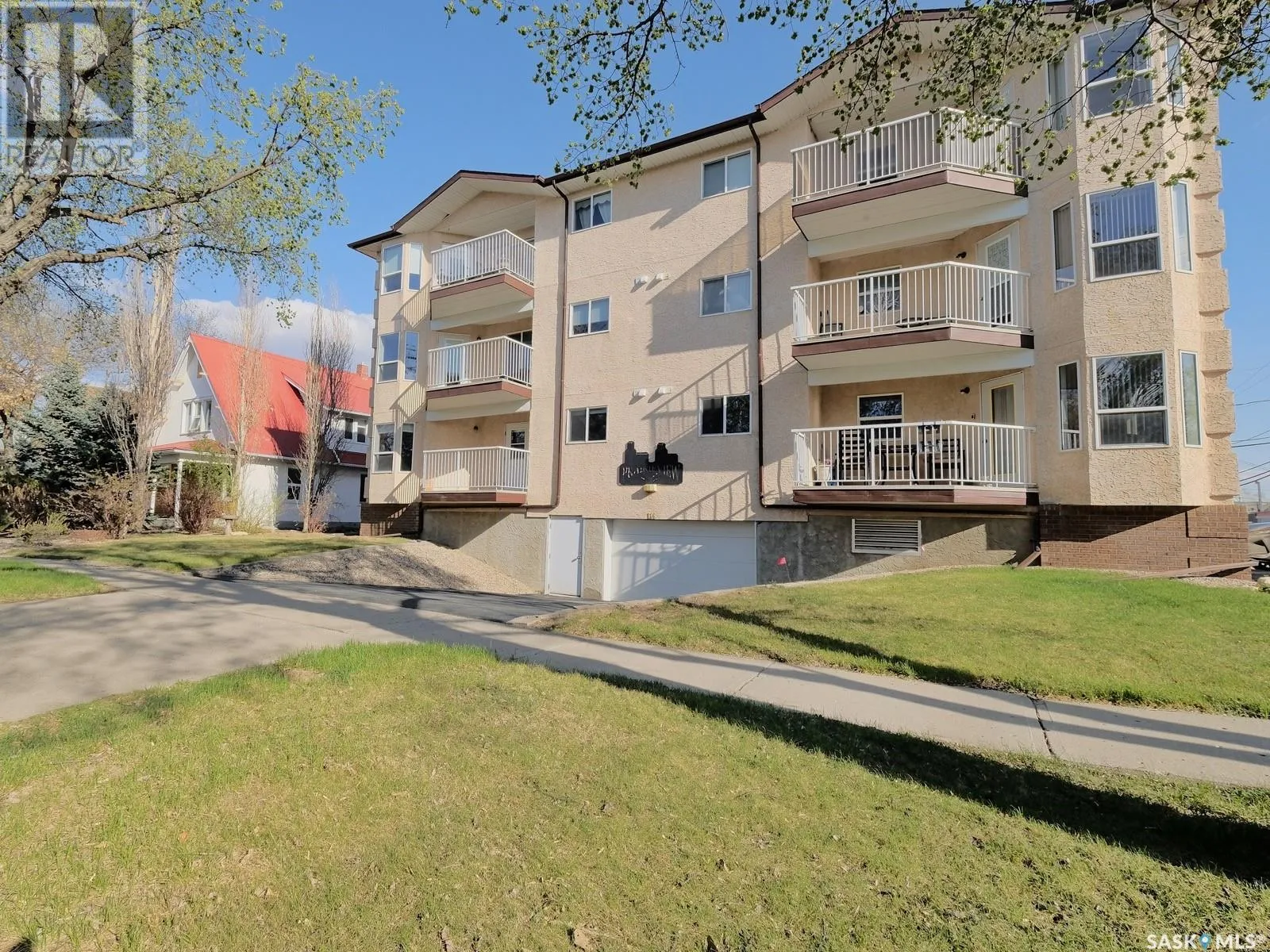 Apartment for rent: 101 114 Third Avenue E, Rosetown, Saskatchewan S0L 2V0