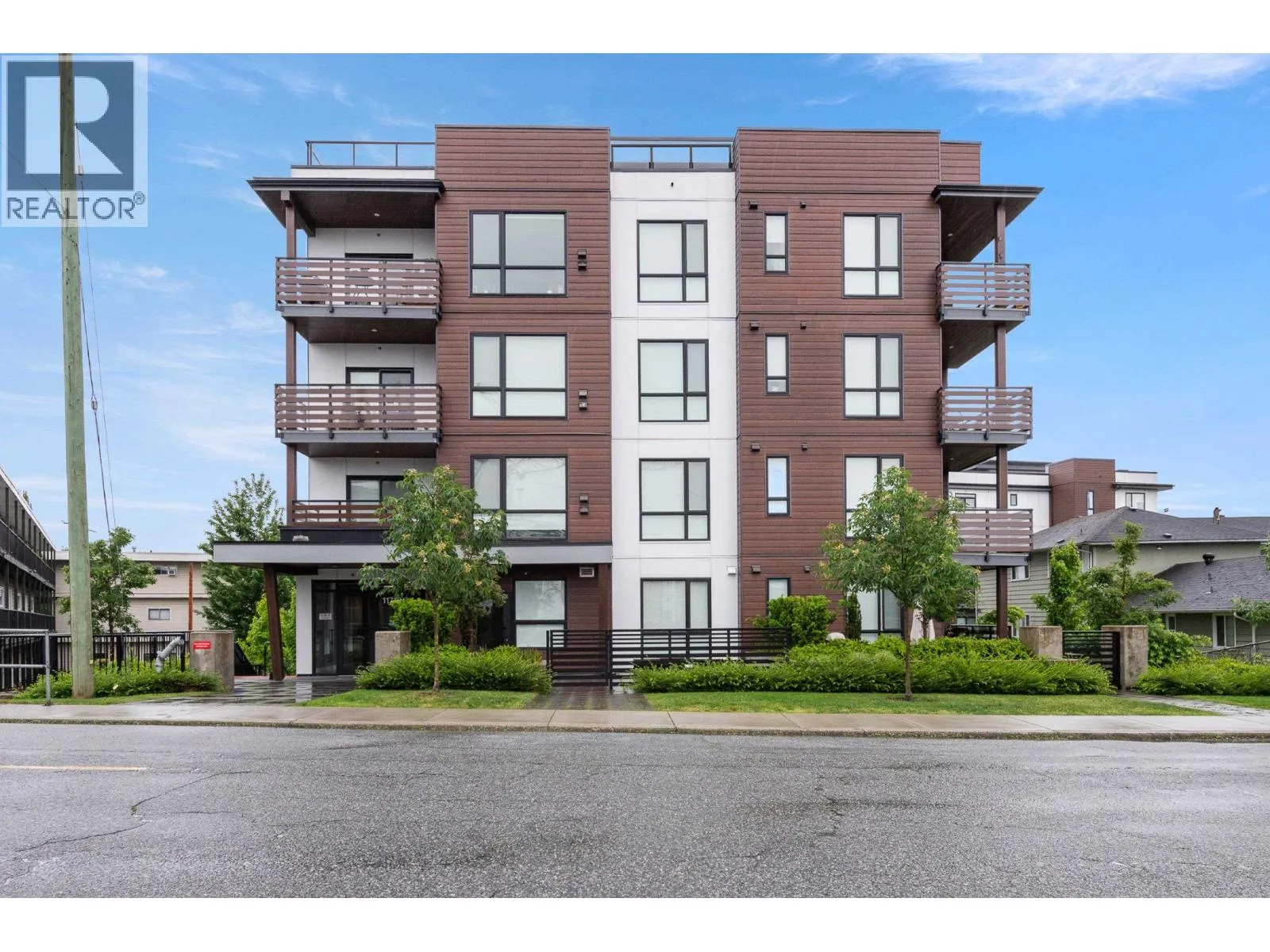 Apartment for rent: 101 11718 224 Street, Maple Ridge, British Columbia V2X 6A2