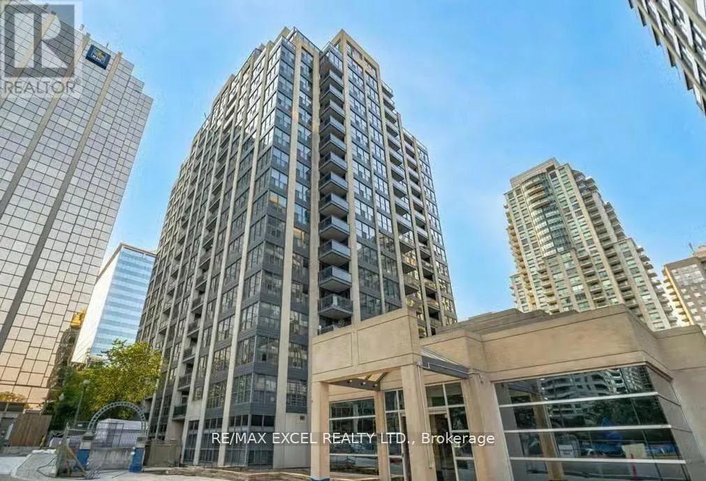 Apartment for rent: 101 - 18 Hollywood Avenue, Toronto, Ontario M2N 6P5