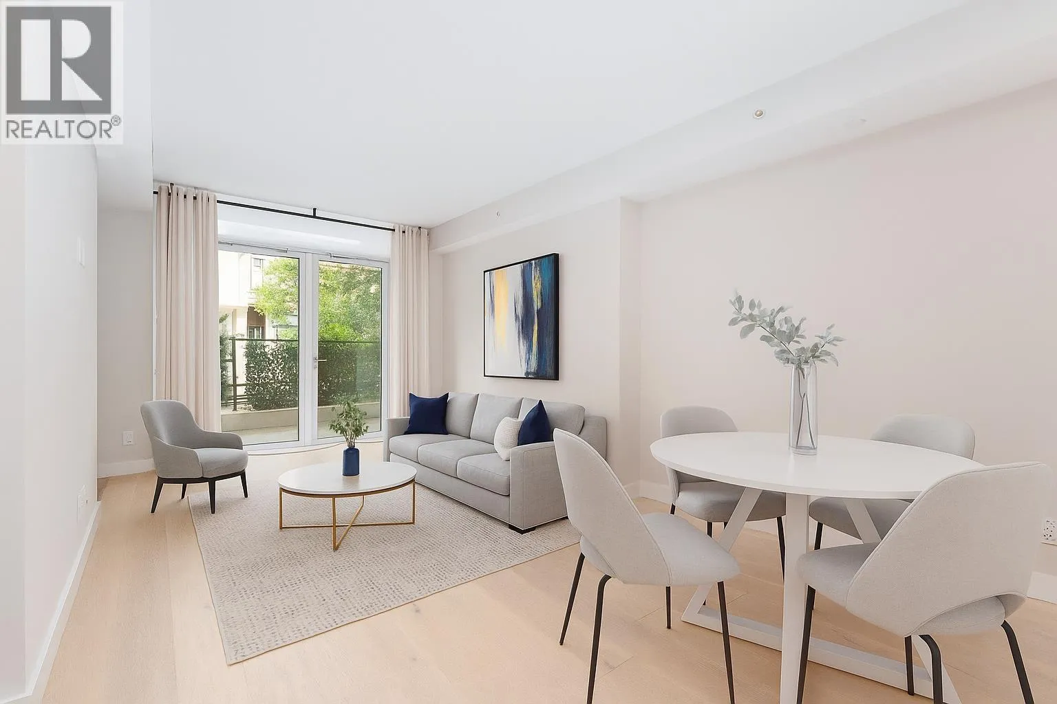 Apartment for rent: 101 2738 Library Lane, North Vancouver, British Columbia V7J 0B3