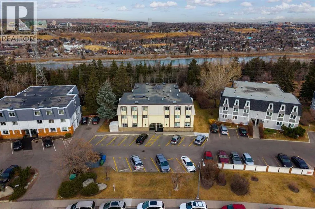 Apartment for rent: 101, 316 Cedar Crescent Sw, Calgary, Alberta T3C 2Y8