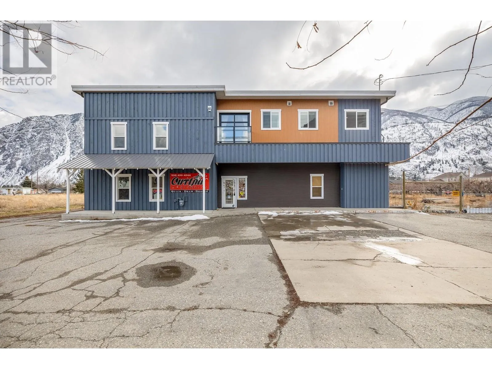 Residential Commercial Mix for rent: 101 7th Avenue, Keremeos, British Columbia V0X 1N3