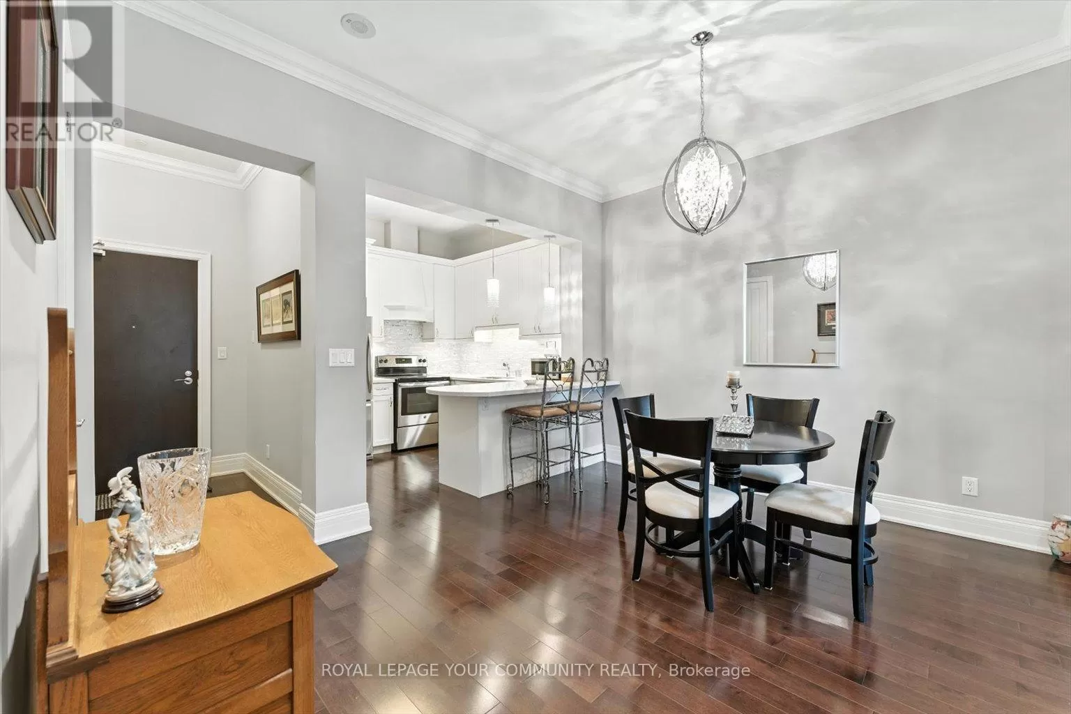 Apartment for rent: 101 - 80 Burns Boulevard, King, Ontario L7B 0B3