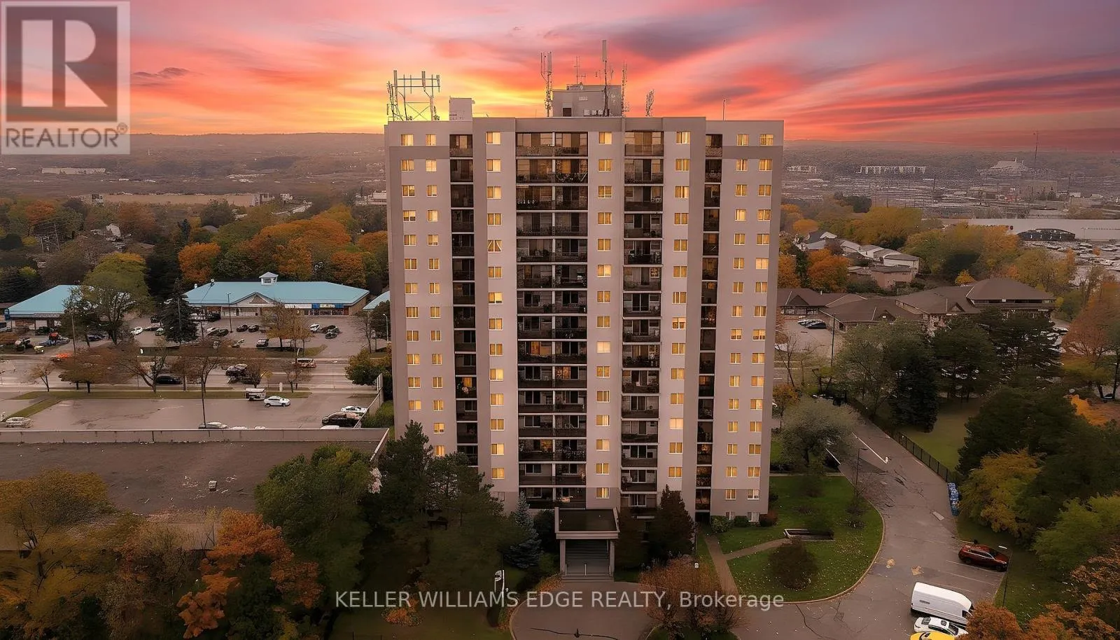 Apartment for rent: 101 - 975 Warwick Court, Burlington, Ontario L7T 3Z7