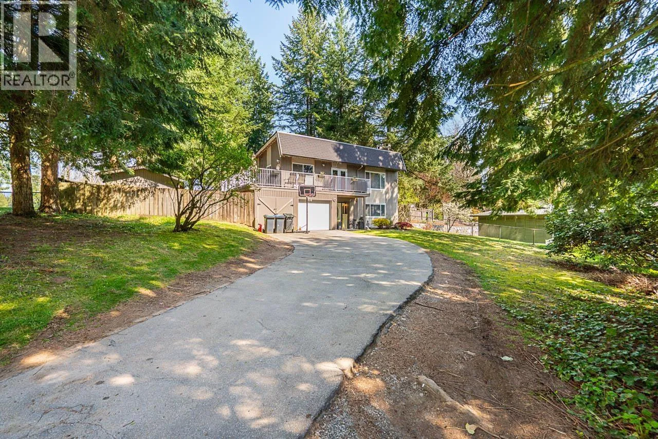 House for rent: 101 College Park Way, Port Moody, British Columbia V3H 1S5