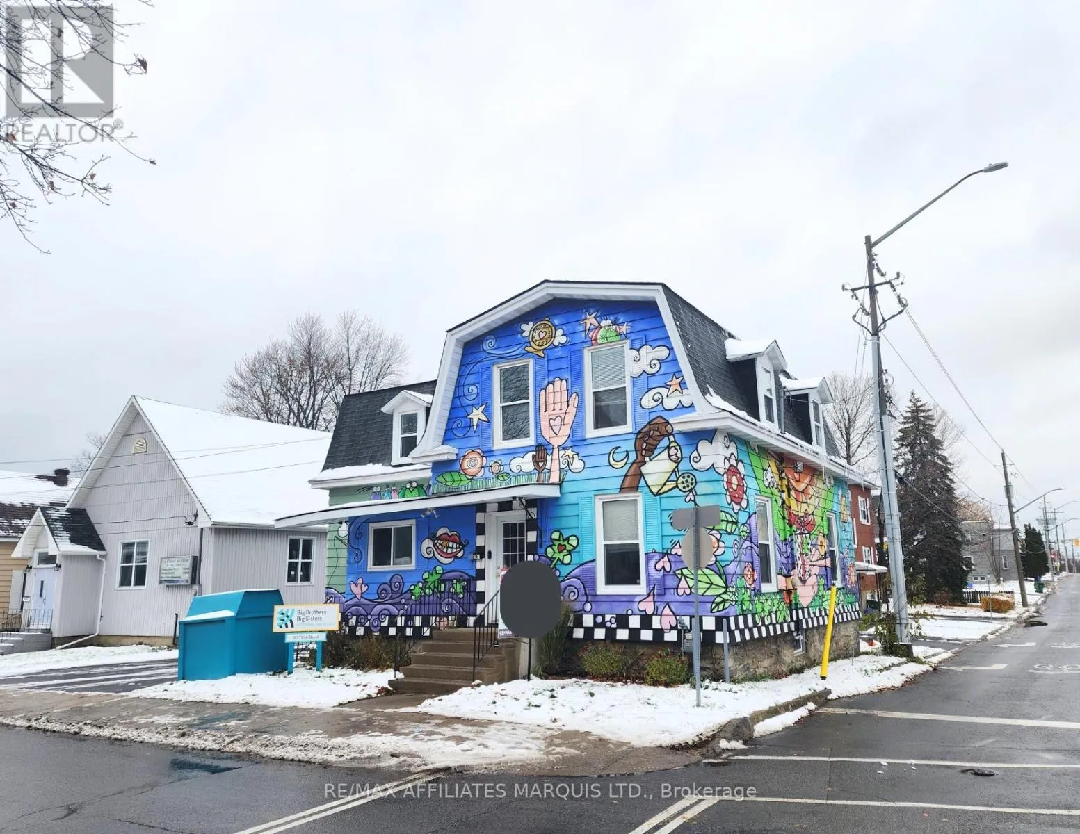 Offices for rent: 101 Third Street W, Cornwall, Ontario K6J 2N9