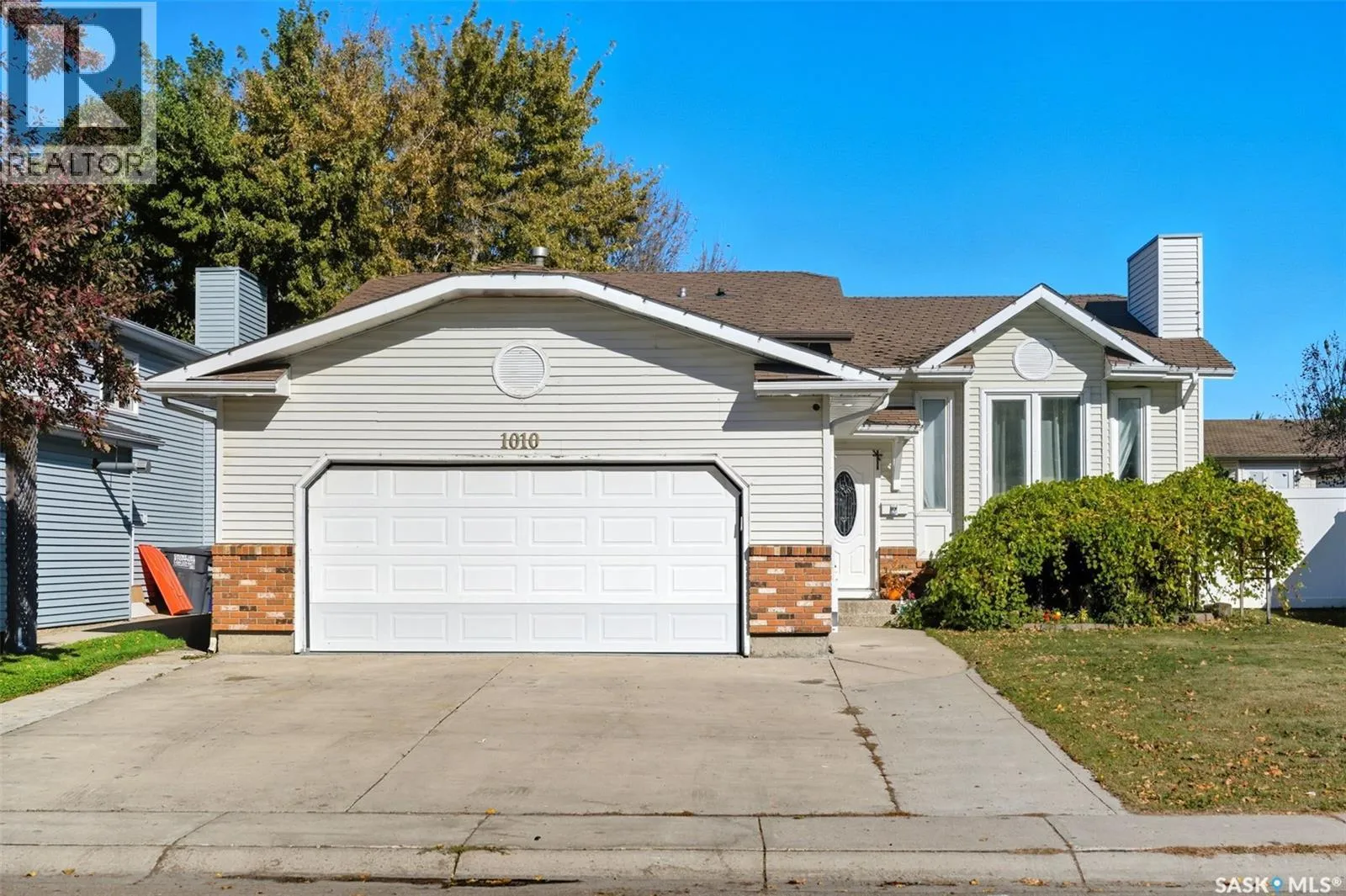 House for rent: 1010 Haslam Crescent, Saskatoon, Saskatchewan S7S 1C8