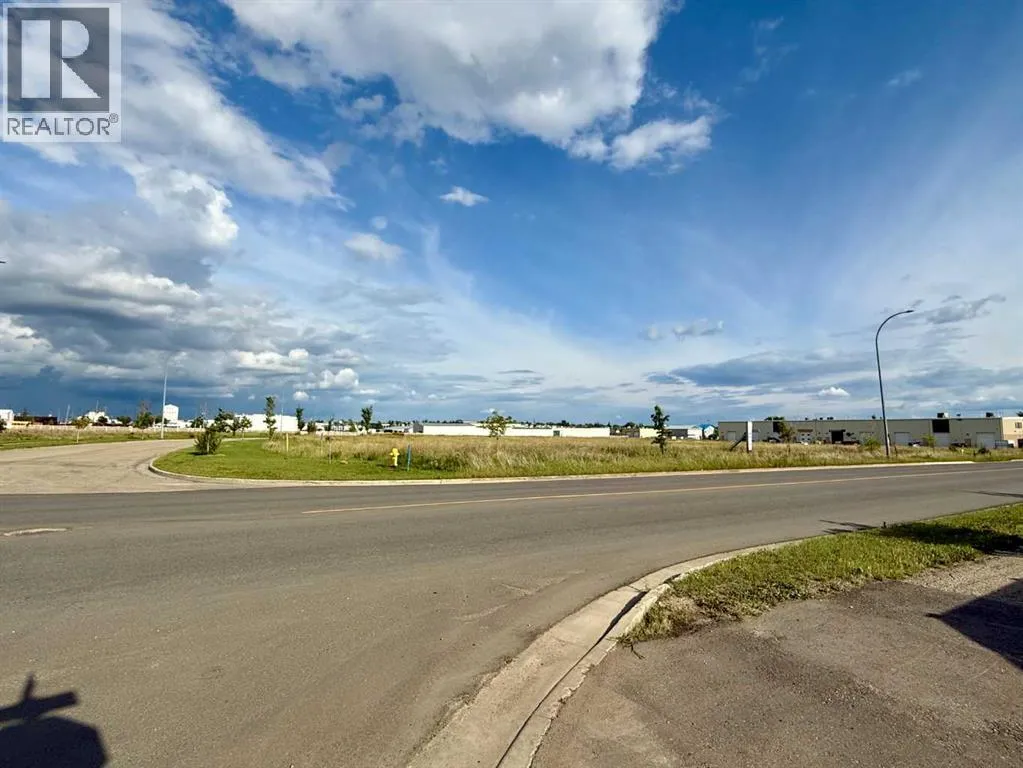 10105 130 Avenue, Grande Prairie, Alberta T8V 8L6