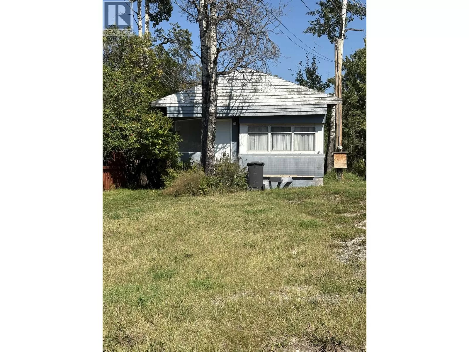 Manufactured Home/Mobile for rent: 10105 Paquette Avenue, Hudsons Hope, British Columbia V0C 1V0