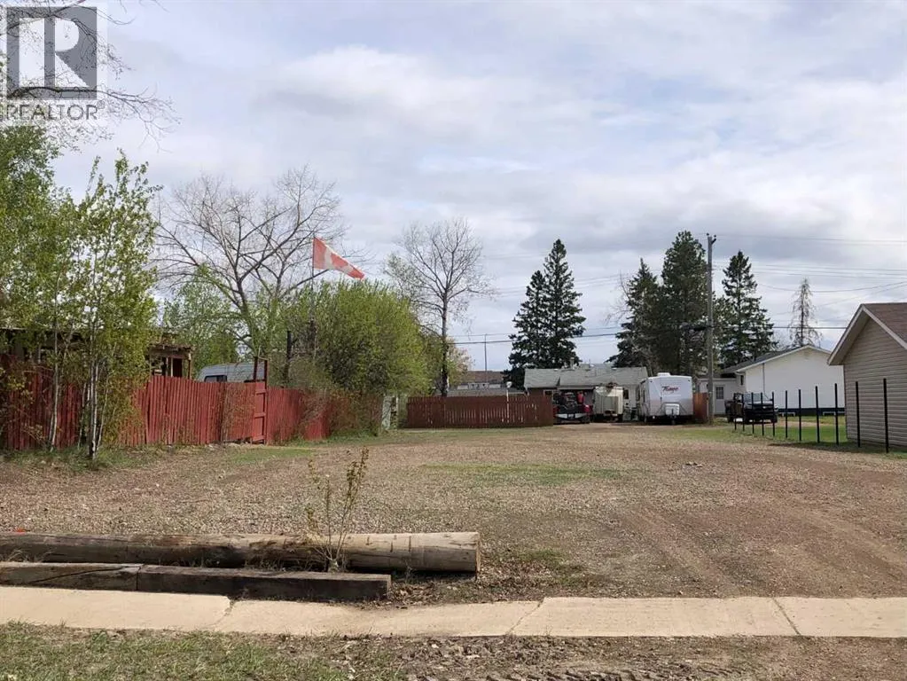 10113 100 Street, High Level, Alberta T0H 1Z0