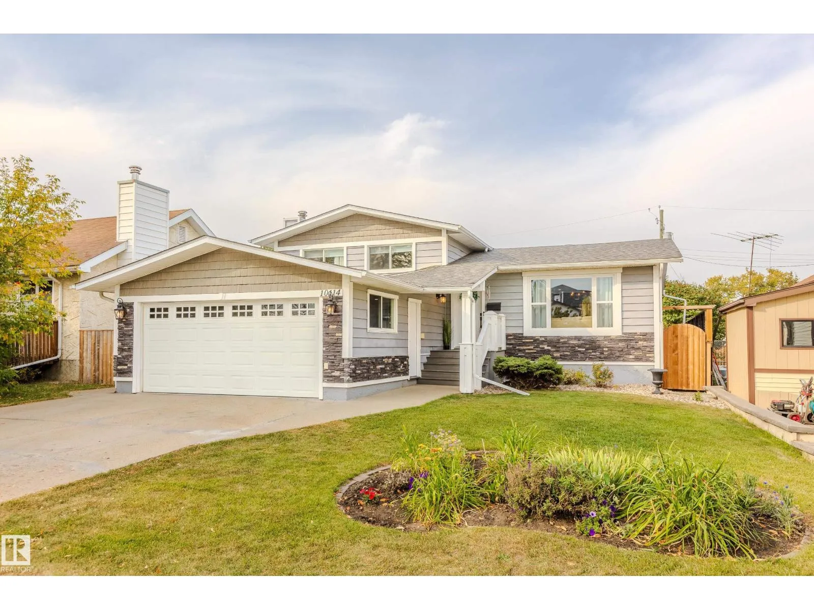 House for rent: 10114 102 Av, Morinville, Alberta T8R 1A7