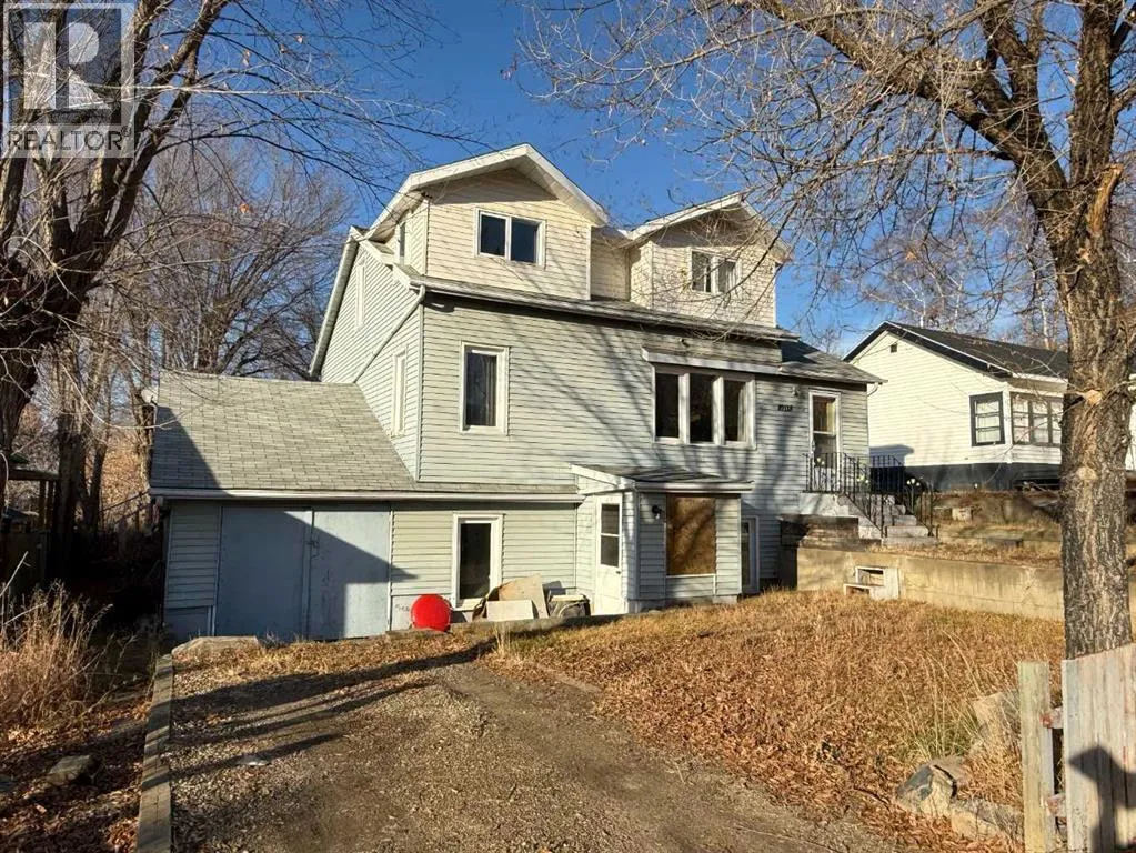 House for rent: 10118 106 Avenue, Peace River, Alberta T8S 1S3