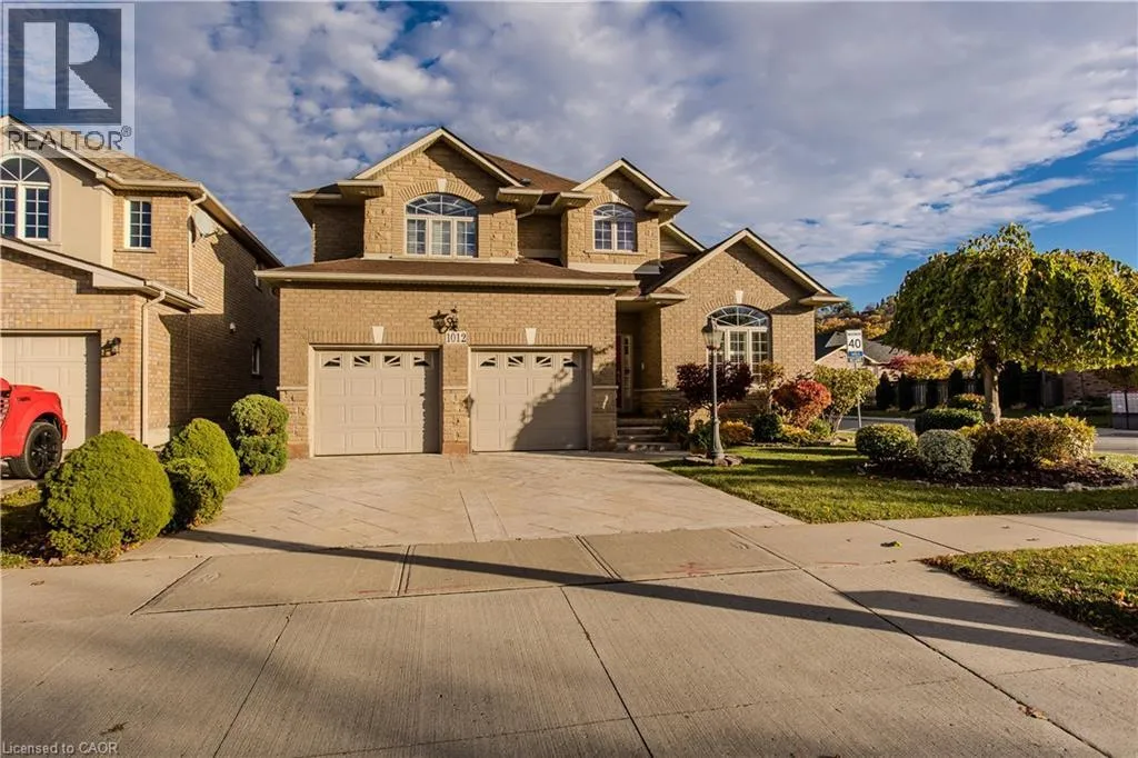 House for rent: 1012 Greenhill Avenue, Hamilton, Ontario L8G 5G9