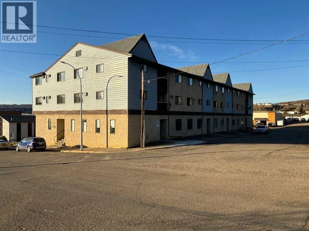 Apartment for rent: 101-215, 10118 100 Avenue, Peace River, Alberta T8S 1R3