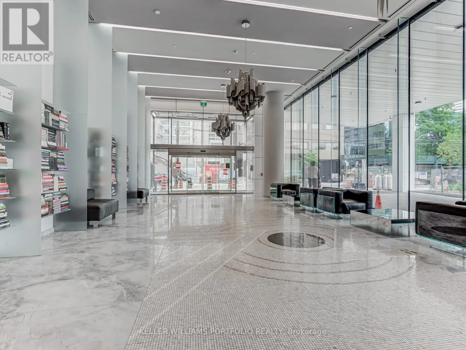 Apartment for rent: 1013 - 5 Soudan Avenue, Toronto, Ontario M4S 0B1