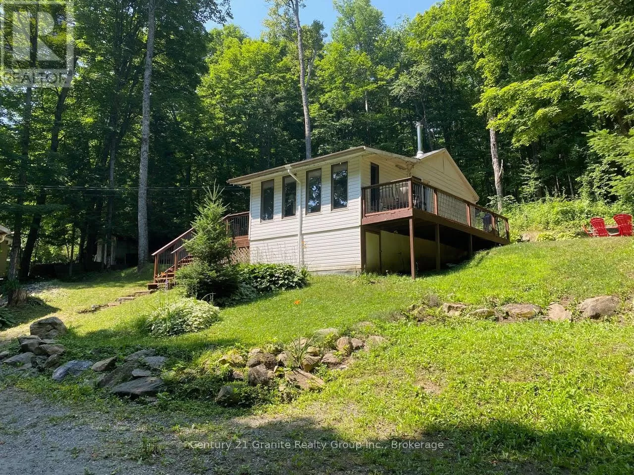 House for rent: 1013 Miskwabi Lake Road, Dysart et al, Ontario K0M 1S0