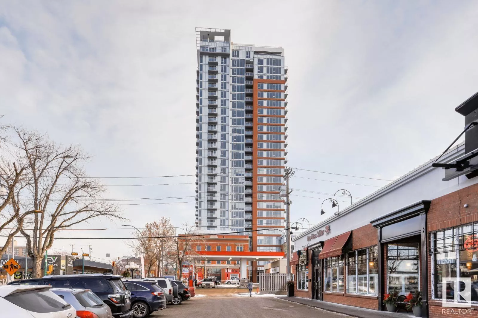 Apartment for rent: 10141 124 St Nw, Edmonton, Alberta T5N 1P5