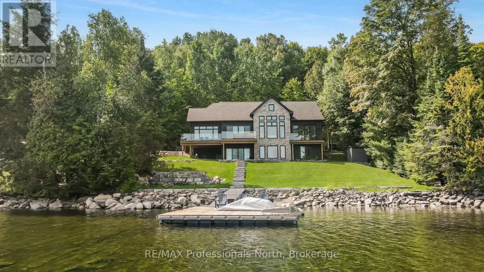 House for rent: 1015 Treasure Drive, Dysart et al, Ontario K0M 1S0