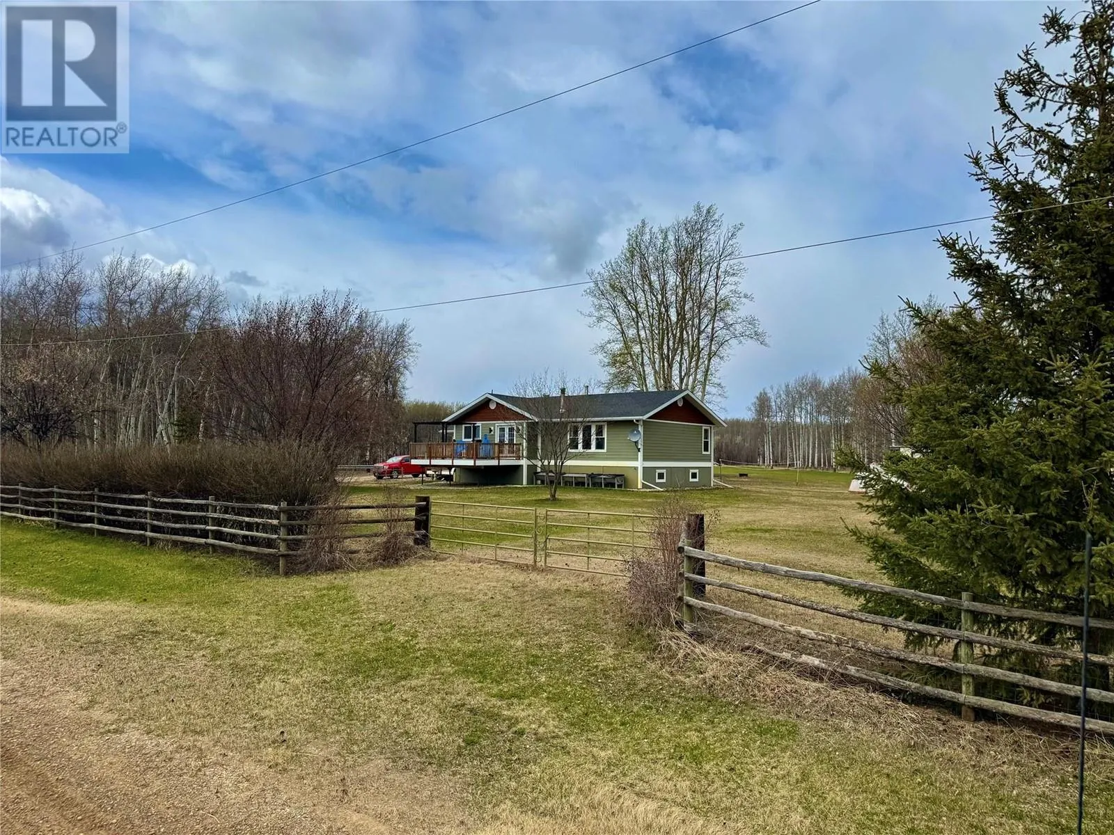 House for rent: 1016 240 Road, Out of Area, British Columbia V0C 1K0